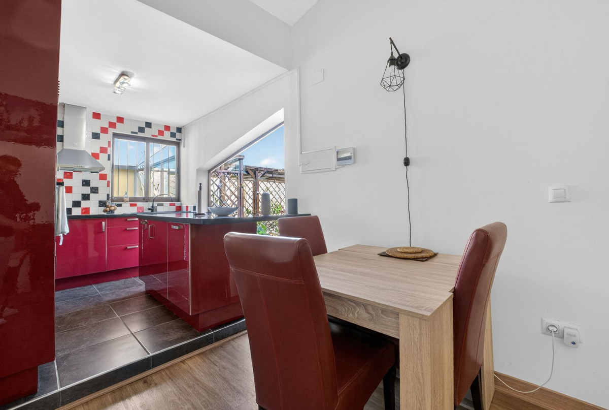 Se vende Pareada de 3 dormitorios en Costa Blanca, Alicante, España