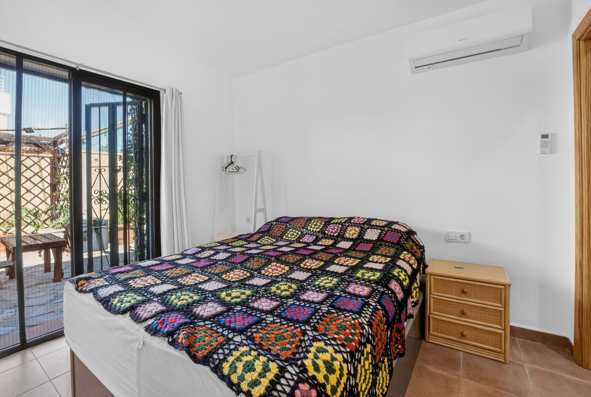 Se vende Pareada de 3 dormitorios en Costa Blanca, Alicante, España