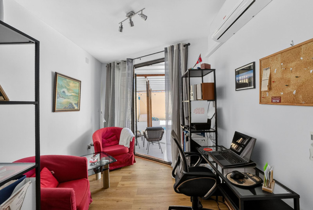 Se vende Pareada de 3 dormitorios en Costa Blanca, Alicante, España