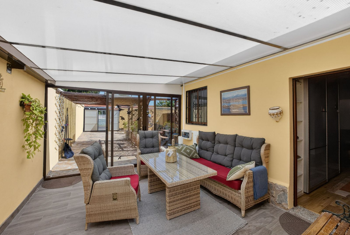 Se vende Pareada de 3 dormitorios en Costa Blanca, Alicante, España