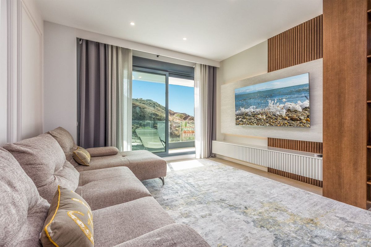 Se vende Apartamento Planta Media de 2 dormitorios en Costa Del Sol, Málaga, España
