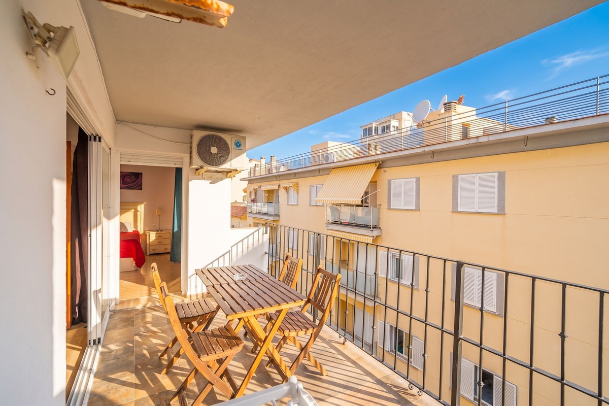 2 Bed Apartment for sale in Fuengirola Costa Del Sol, Málaga, Spain