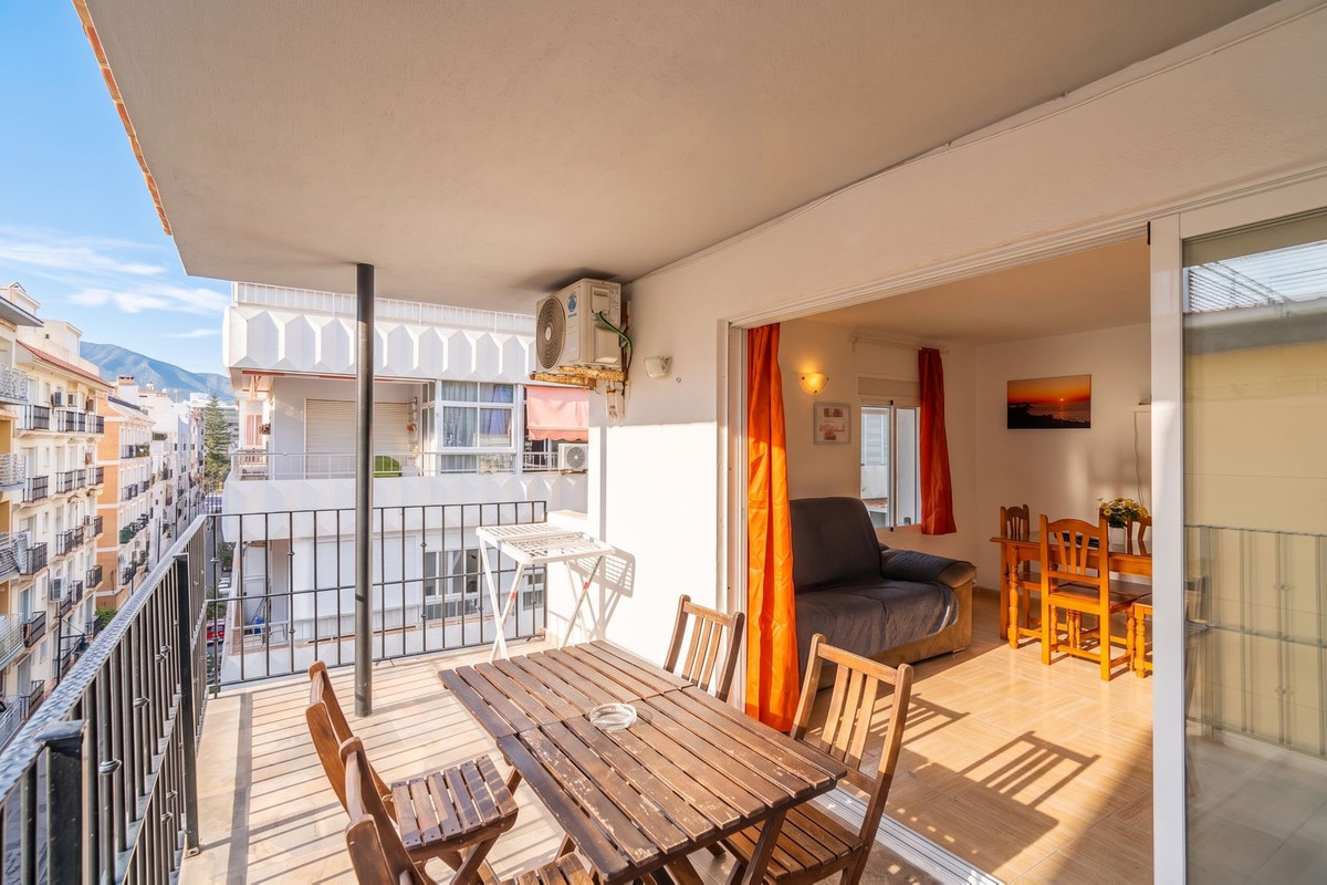 2 Bed Apartment for sale in Fuengirola Costa Del Sol, Málaga, Spain