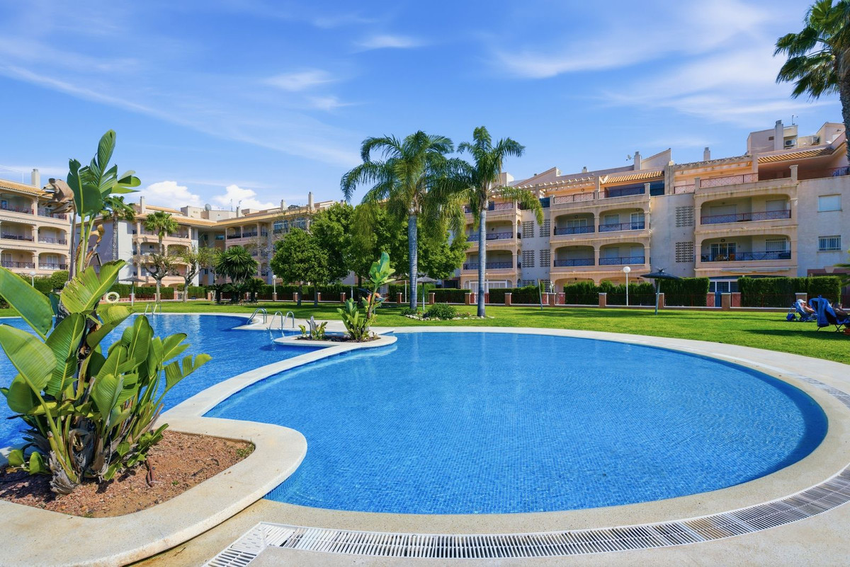 2 Bed Apartment for sale in Playa Flamenca Costa Blanca, Alicante, Spain