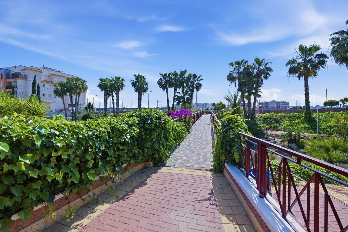 2 Bed Apartment for sale in Playa Flamenca Costa Blanca, Alicante, Spain