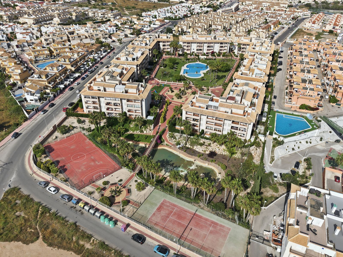 2 Bed Apartment for sale in Playa Flamenca Costa Blanca, Alicante, Spain