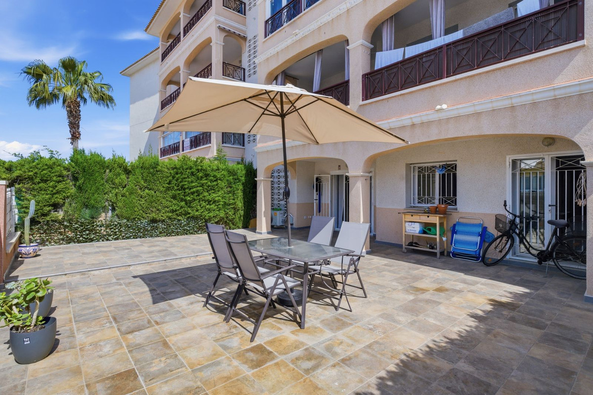2 Bed Apartment for sale in Playa Flamenca Costa Blanca, Alicante, Spain