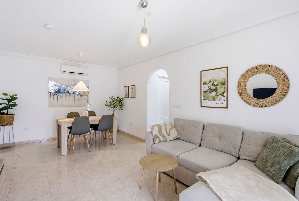 2 Bed Apartment for sale in Playa Flamenca Costa Blanca, Alicante, Spain