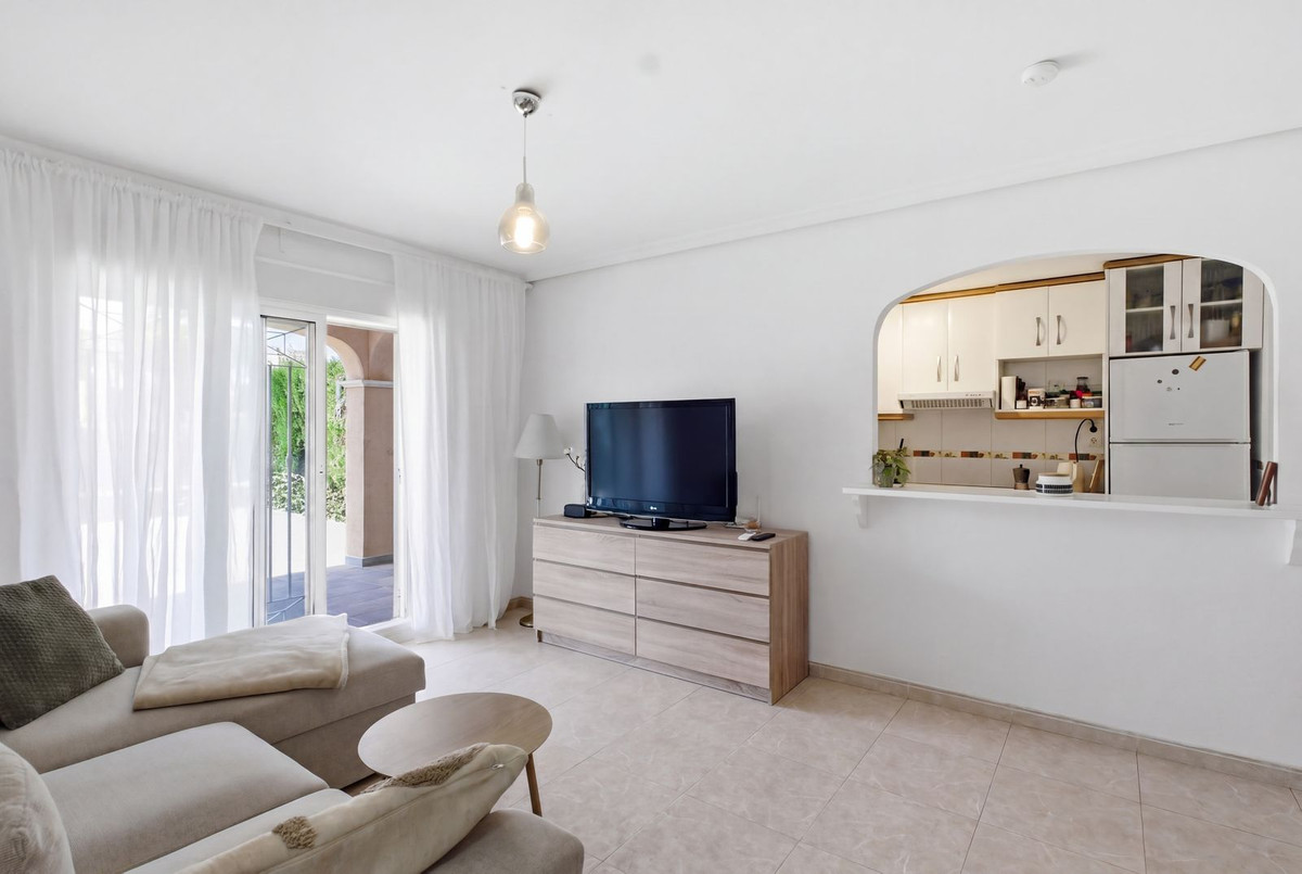 2 Bed Apartment for sale in Playa Flamenca Costa Blanca, Alicante, Spain