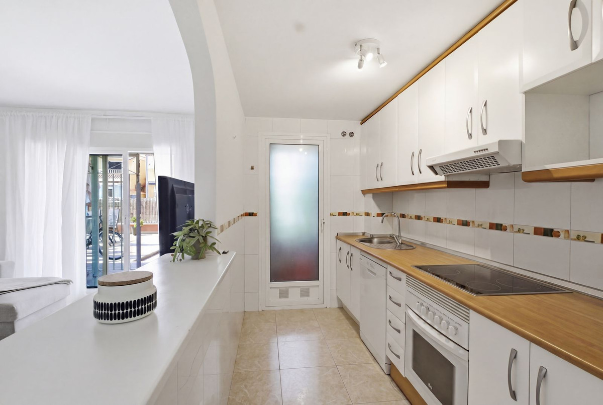 2 Bed Apartment for sale in Playa Flamenca Costa Blanca, Alicante, Spain
