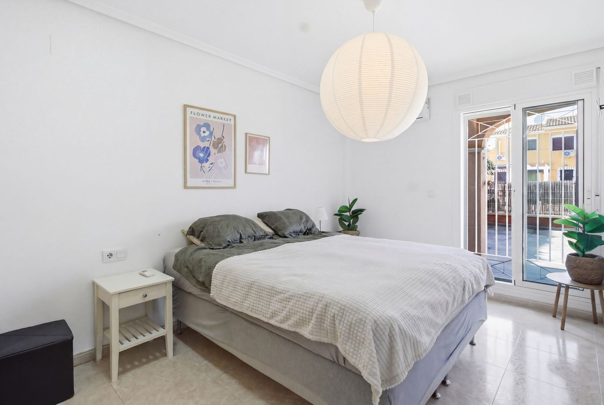 2 Bed Apartment for sale in Playa Flamenca Costa Blanca, Alicante, Spain