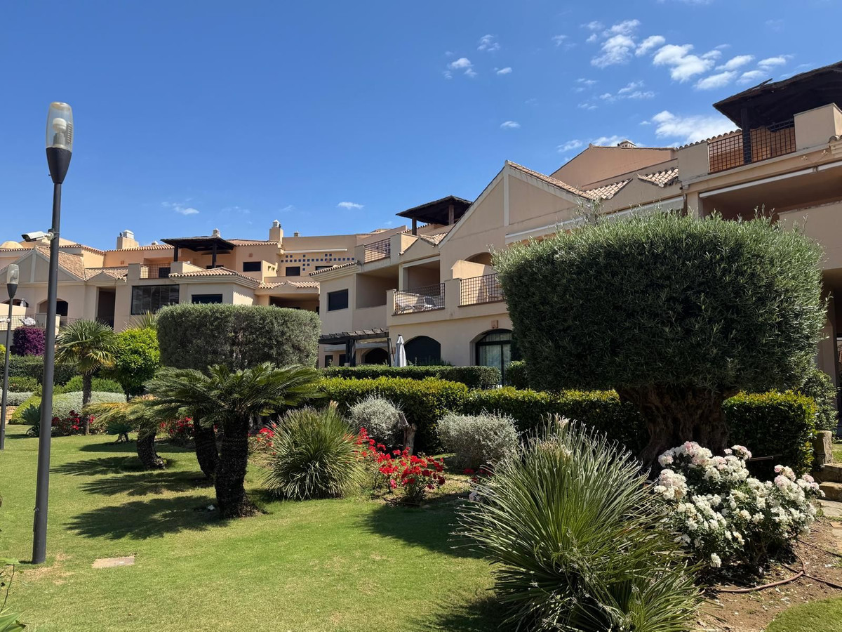 2 Bed Apartment for sale in Puerto Banús Costa Del Sol, Málaga, Spain