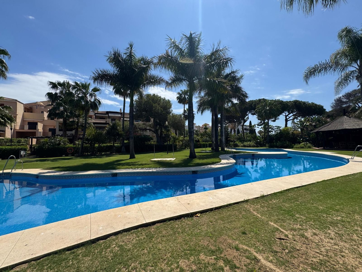 2 Bed Apartment for sale in Puerto Banús Costa Del Sol, Málaga, Spain