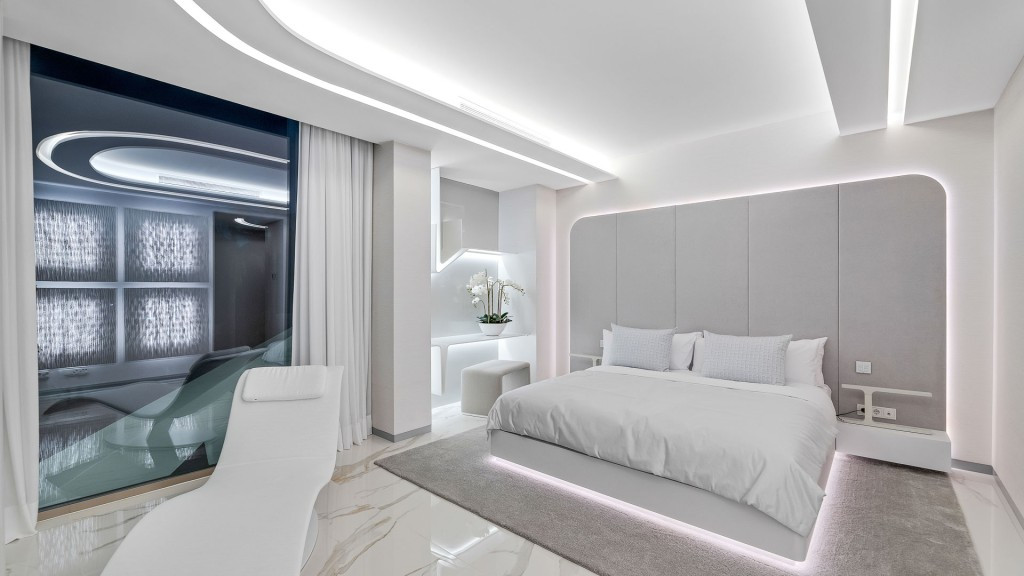 Se vende Villa - Chalet de 6 dormitorios en Costa Del Sol, Málaga, España