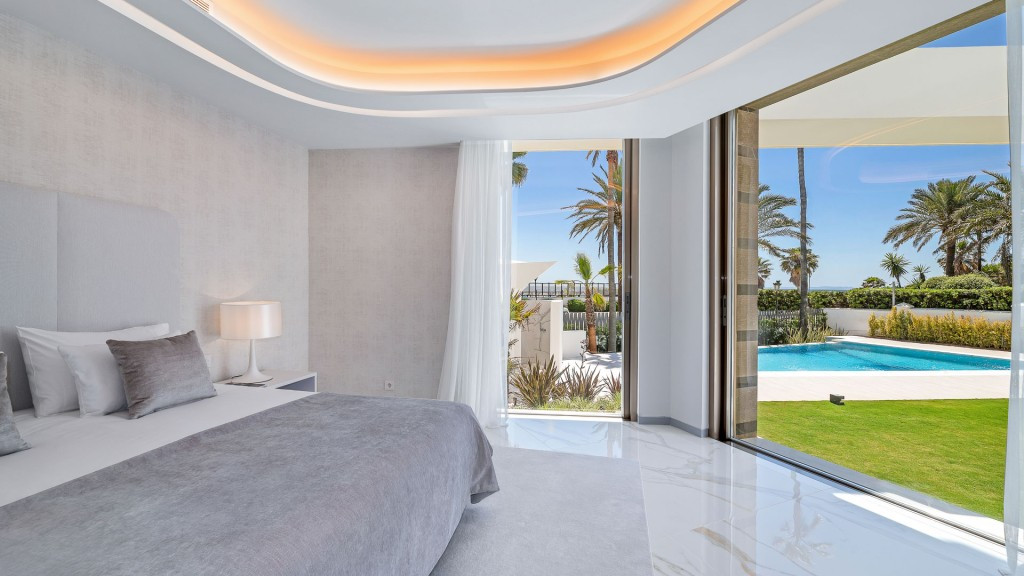 Se vende Villa - Chalet de 6 dormitorios en Costa Del Sol, Málaga, España