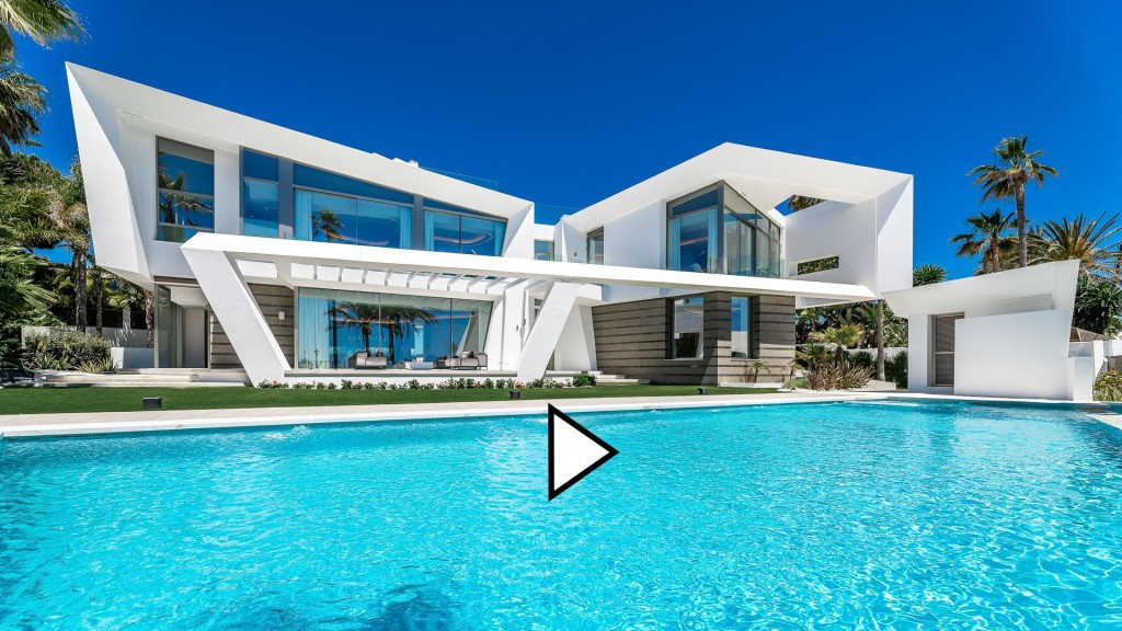 Se vende Villa - Chalet de 6 dormitorios en Costa Del Sol, Málaga, España