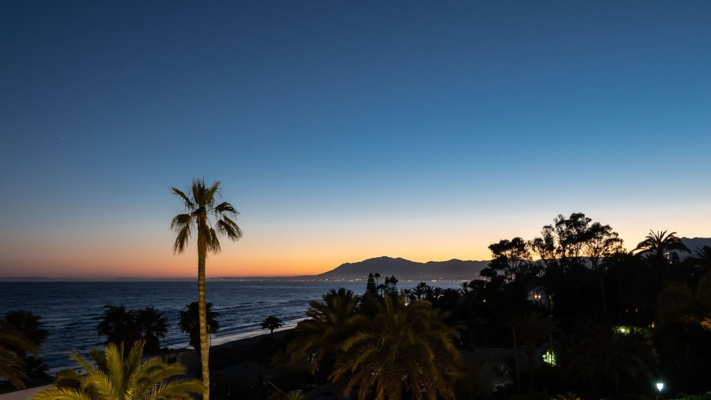 Se vende Villa - Chalet de 6 dormitorios en Costa Del Sol, Málaga, España