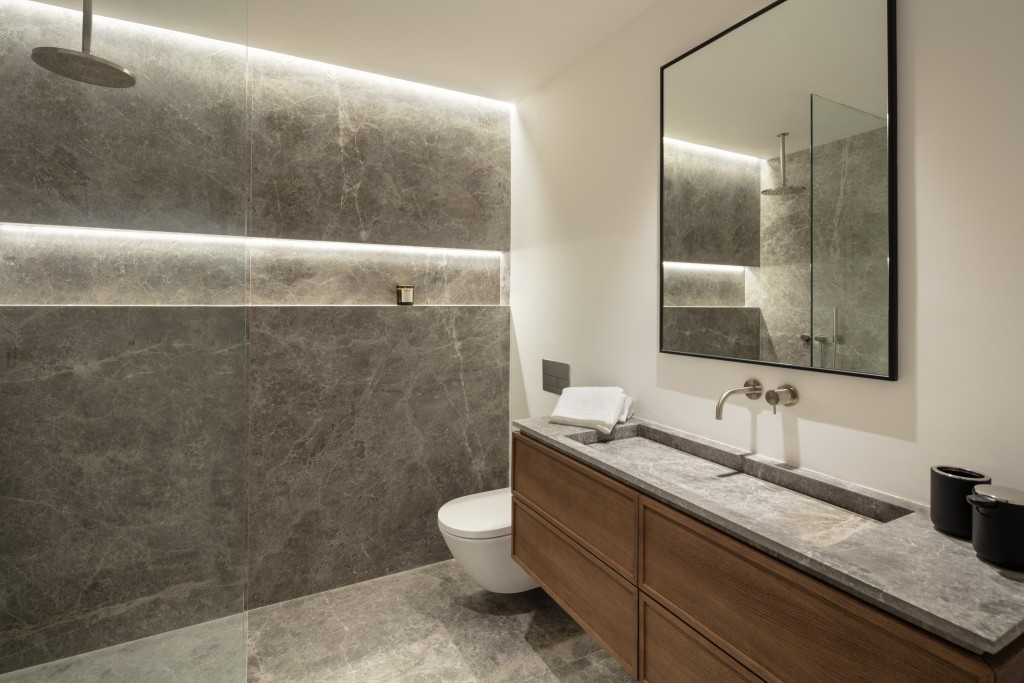3 Bed Apartment for sale in Marbella Costa Del Sol, Málaga, Spain