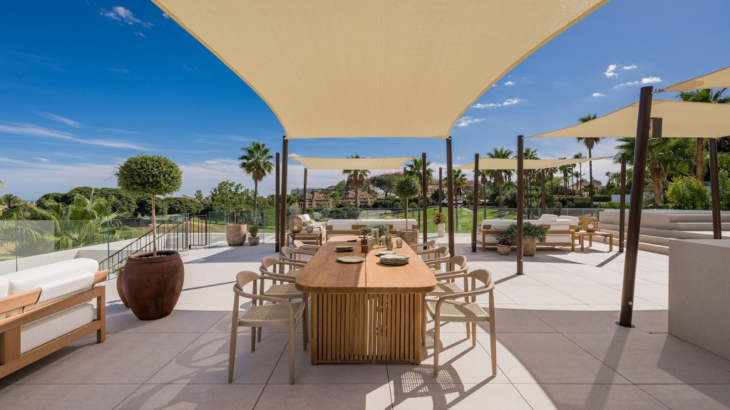 Se vende Villa - Chalet de 4 dormitorios en Costa Del Sol, Málaga, España