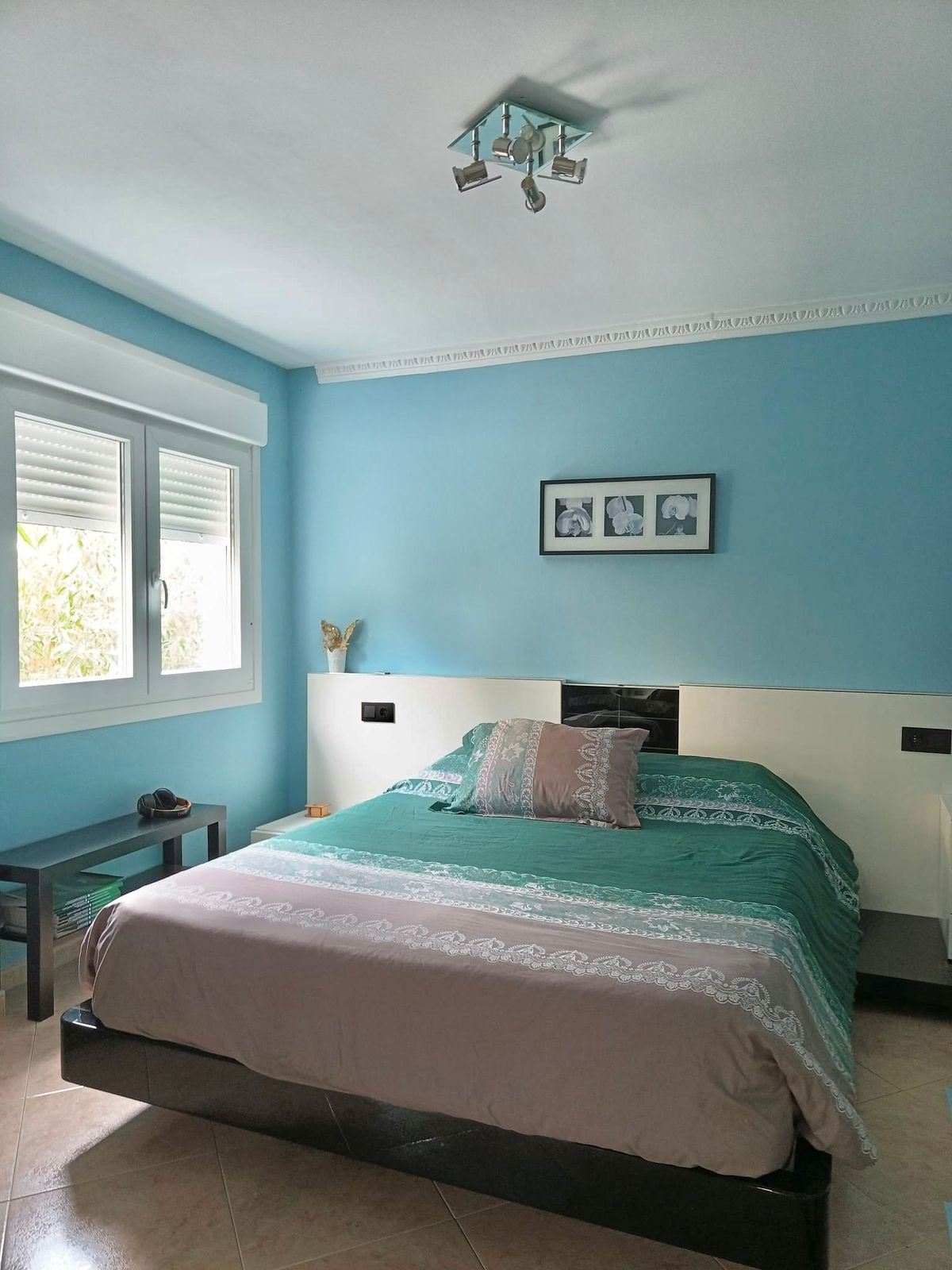 Se vende Apartamento Planta Media de 3 dormitorios en Costa Del Sol, Málaga, España