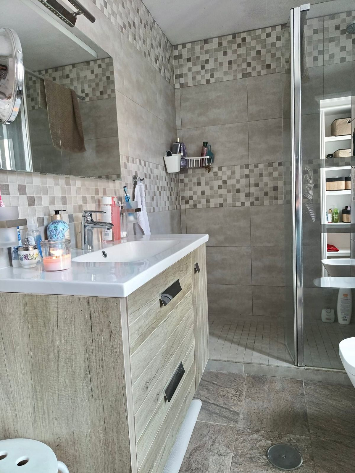 Se vende Apartamento Planta Media de 3 dormitorios en Costa Del Sol, Málaga, España