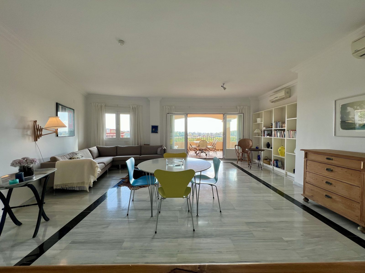 Se vende Apartamento Planta Baja de 2 dormitorios en Costa Del Sol, Málaga, España