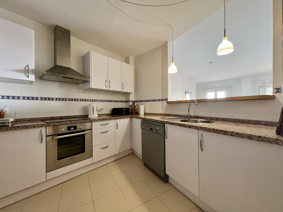 Se vende Apartamento Planta Baja de 2 dormitorios en Costa Del Sol, Málaga, España
