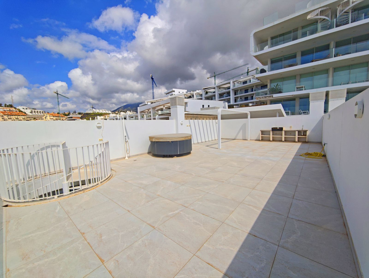 2 Bed Apartment for sale in Higueron Costa Del Sol, Málaga, Spain