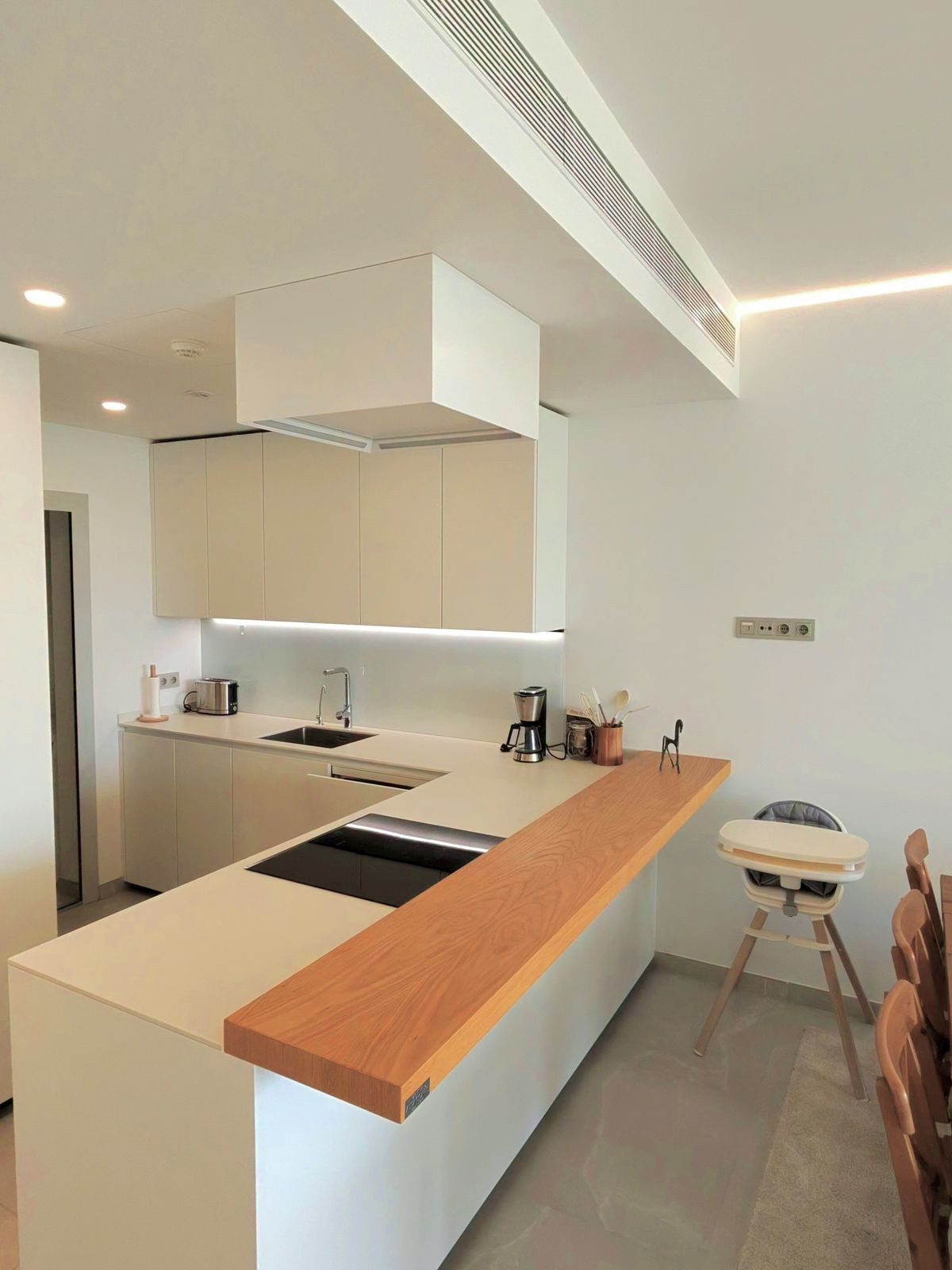 2 Bed Apartment for sale in Higueron Costa Del Sol, Málaga, Spain