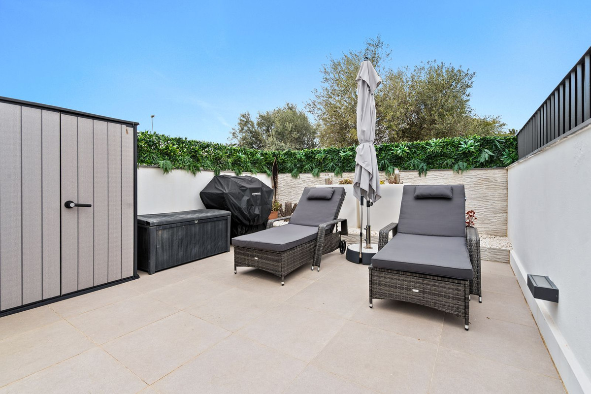 4 Bed Townhouse for sale in La Cala De Mijas Costa Del Sol, Málaga, Spain