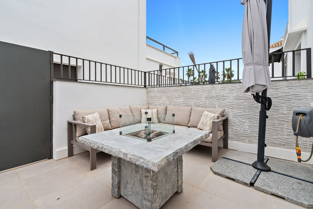 4 Bed Townhouse for sale in La Cala De Mijas Costa Del Sol, Málaga, Spain
