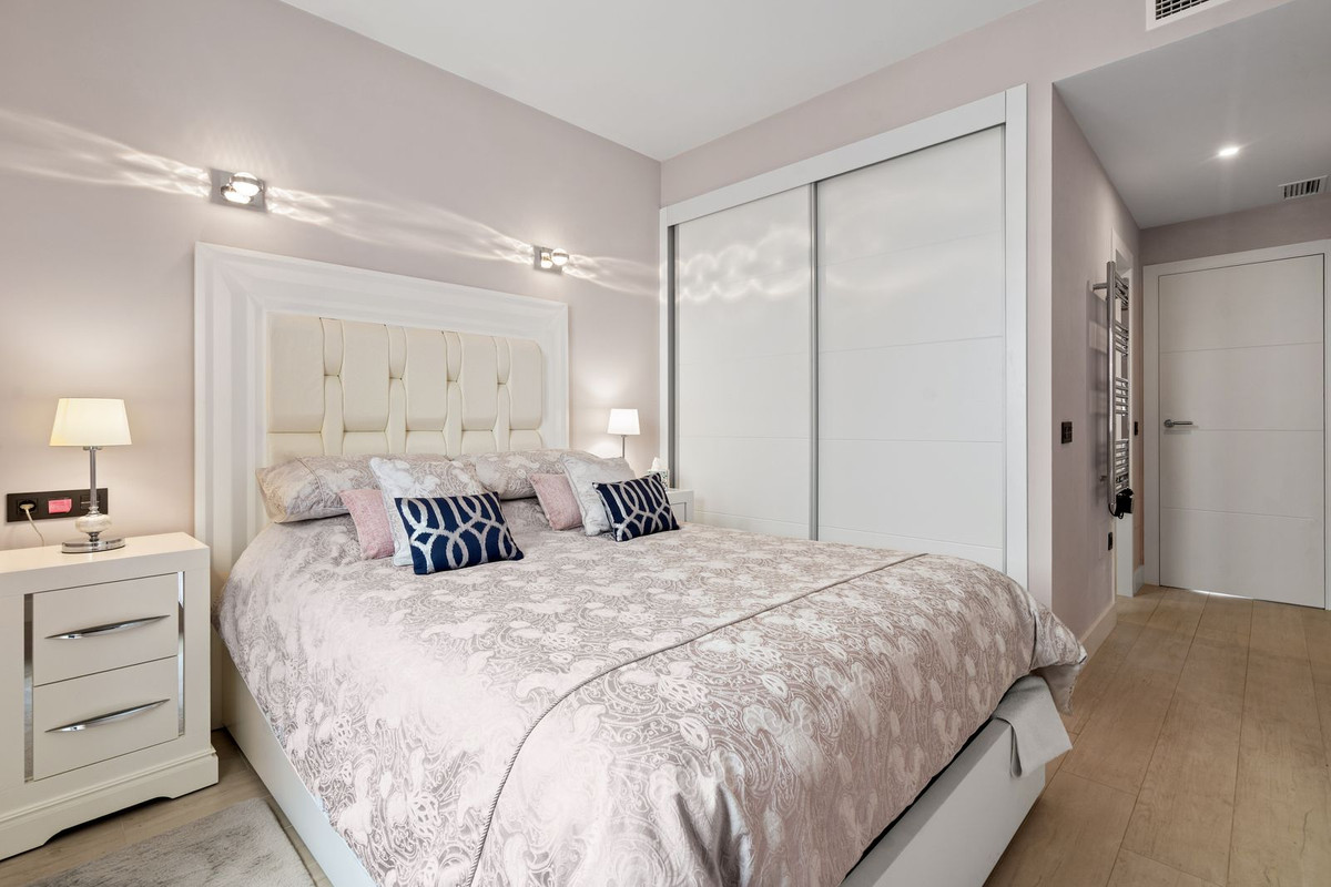 4 Bed Townhouse for sale in La Cala De Mijas Costa Del Sol, Málaga, Spain