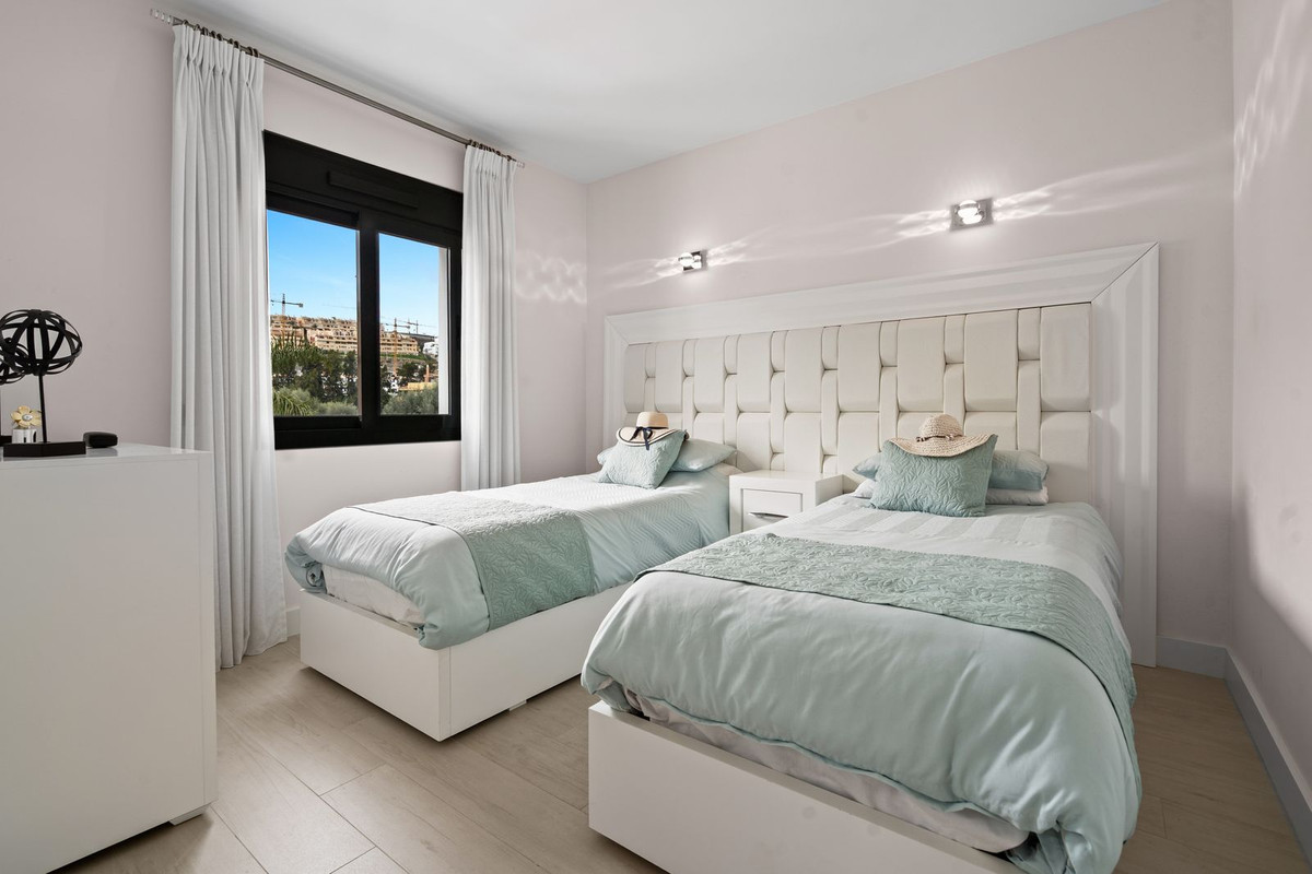 4 Bed Townhouse for sale in La Cala De Mijas Costa Del Sol, Málaga, Spain