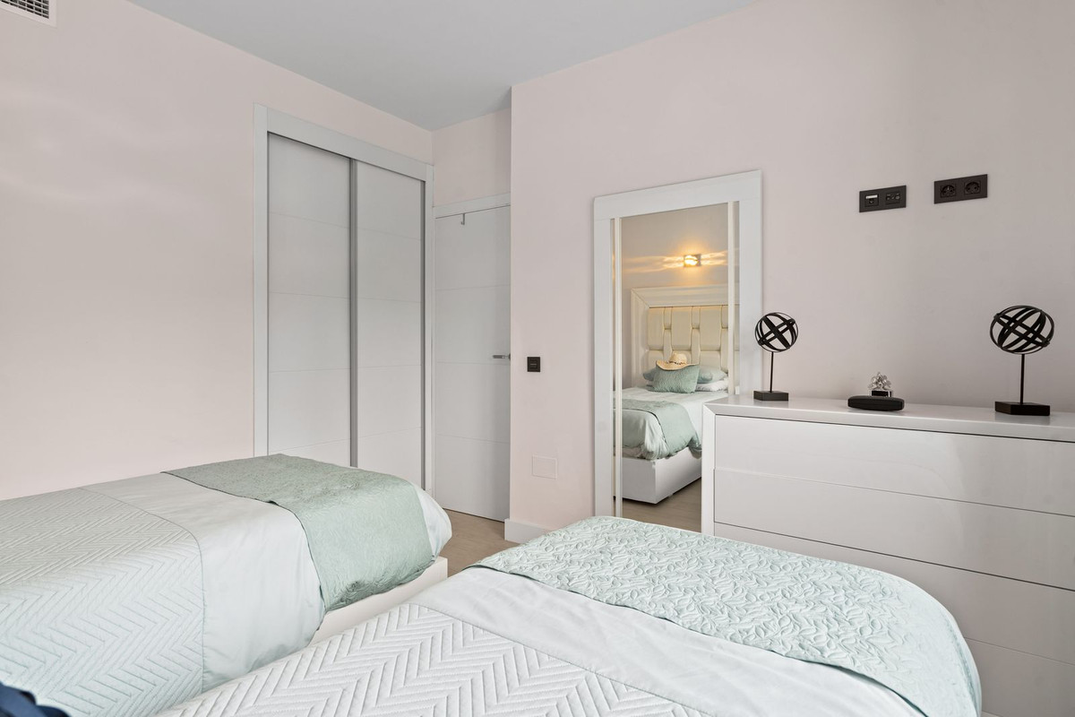 4 Bed Townhouse for sale in La Cala De Mijas Costa Del Sol, Málaga, Spain