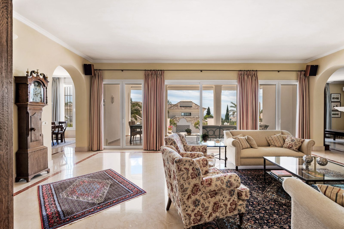 Se vende Villa - Chalet de 5 dormitorios en Costa Del Sol, Málaga, España
