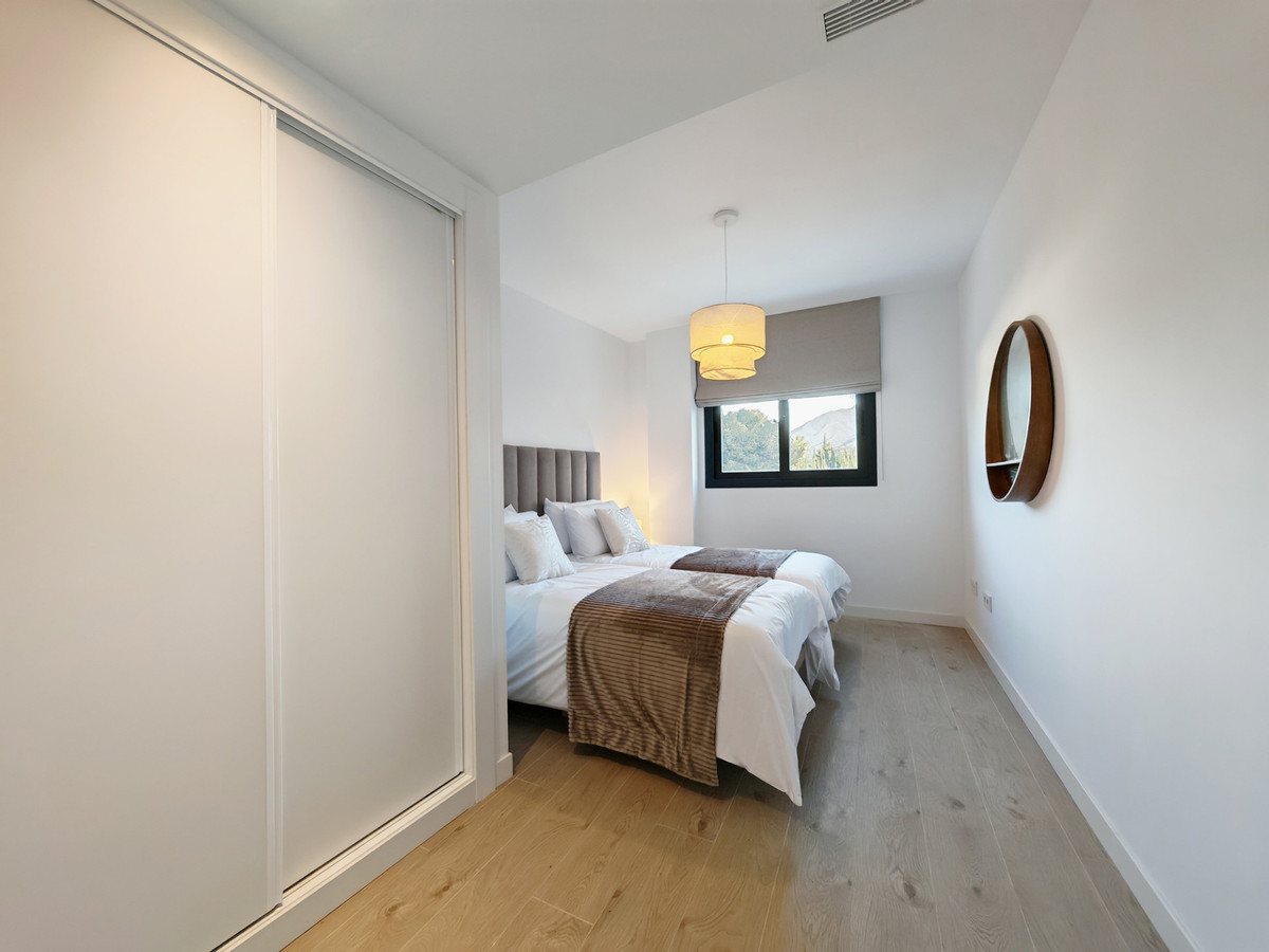 4 Bed Apartment for sale in Estepona Costa Del Sol, Málaga, Spain