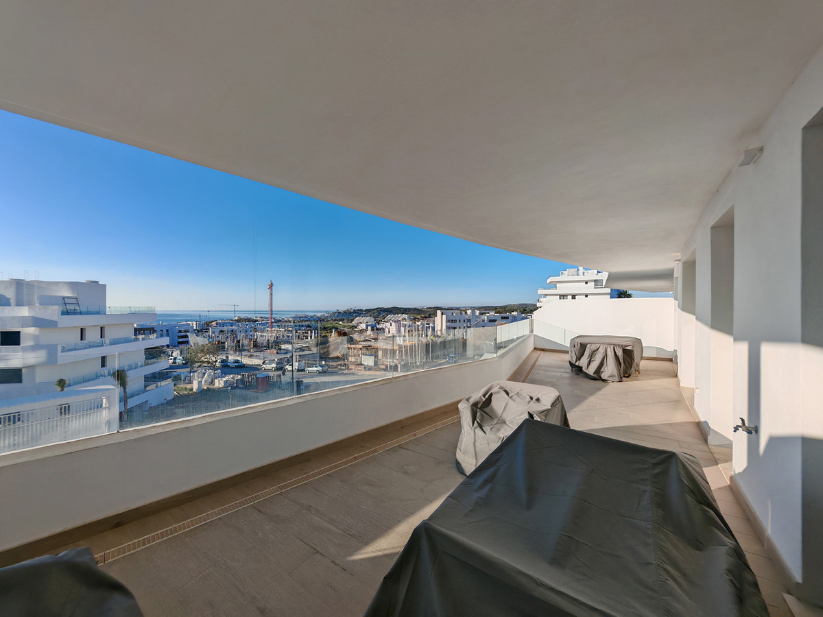 4 Bed Apartment for sale in Estepona Costa Del Sol, Málaga, Spain