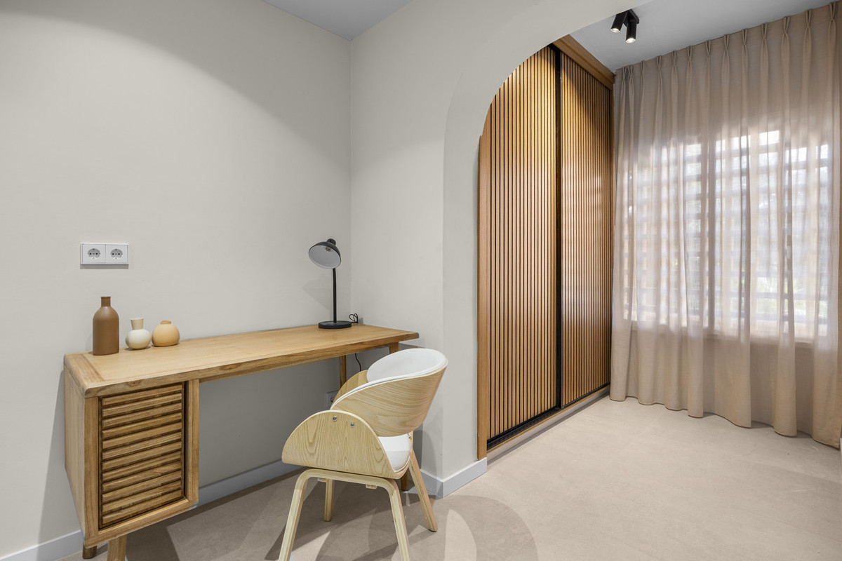 3 Bed Apartment for sale in Estepona Costa Del Sol, Málaga, Spain