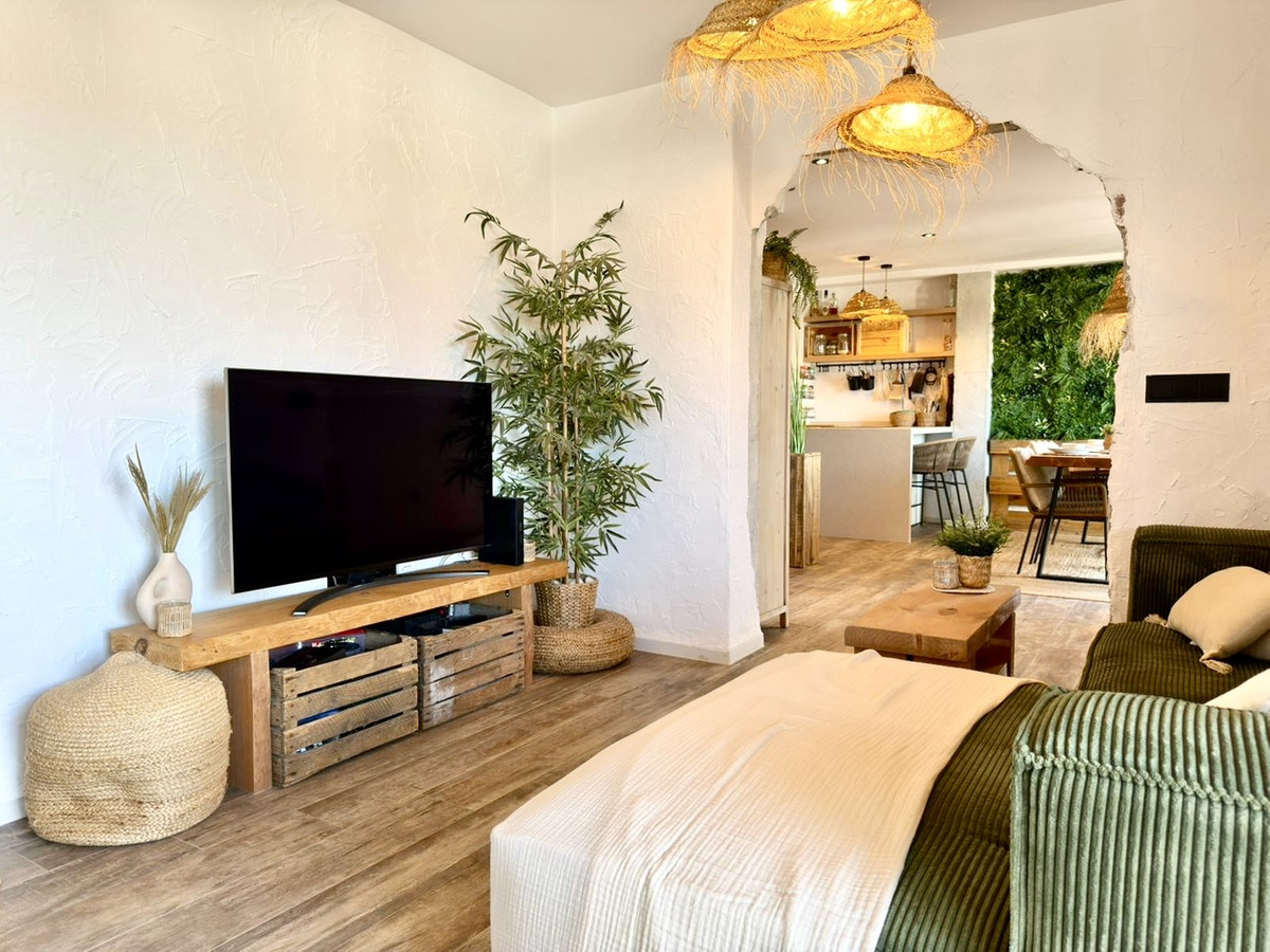 1 Bed Apartment for sale in Torrevieja Costa Blanca, Alicante, Spain