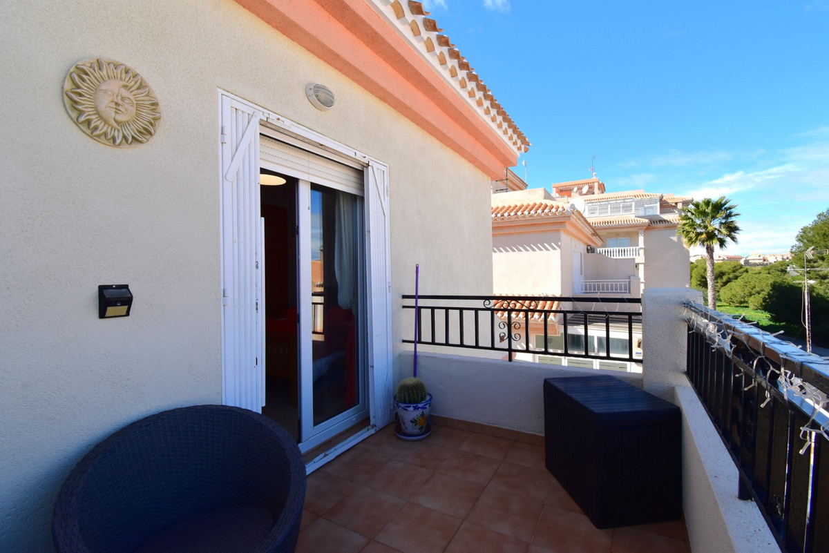 3 Bed Townhouse for sale in Playa Flamenca Costa Blanca, Alicante, Spain