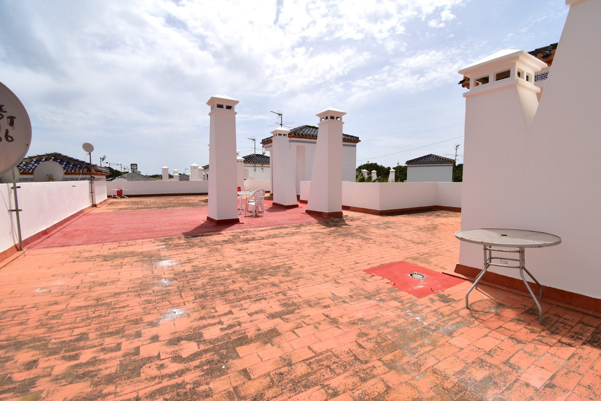 Se vende Apartamento Planta Media de 2 dormitorios en Costa Blanca, Alicante, España