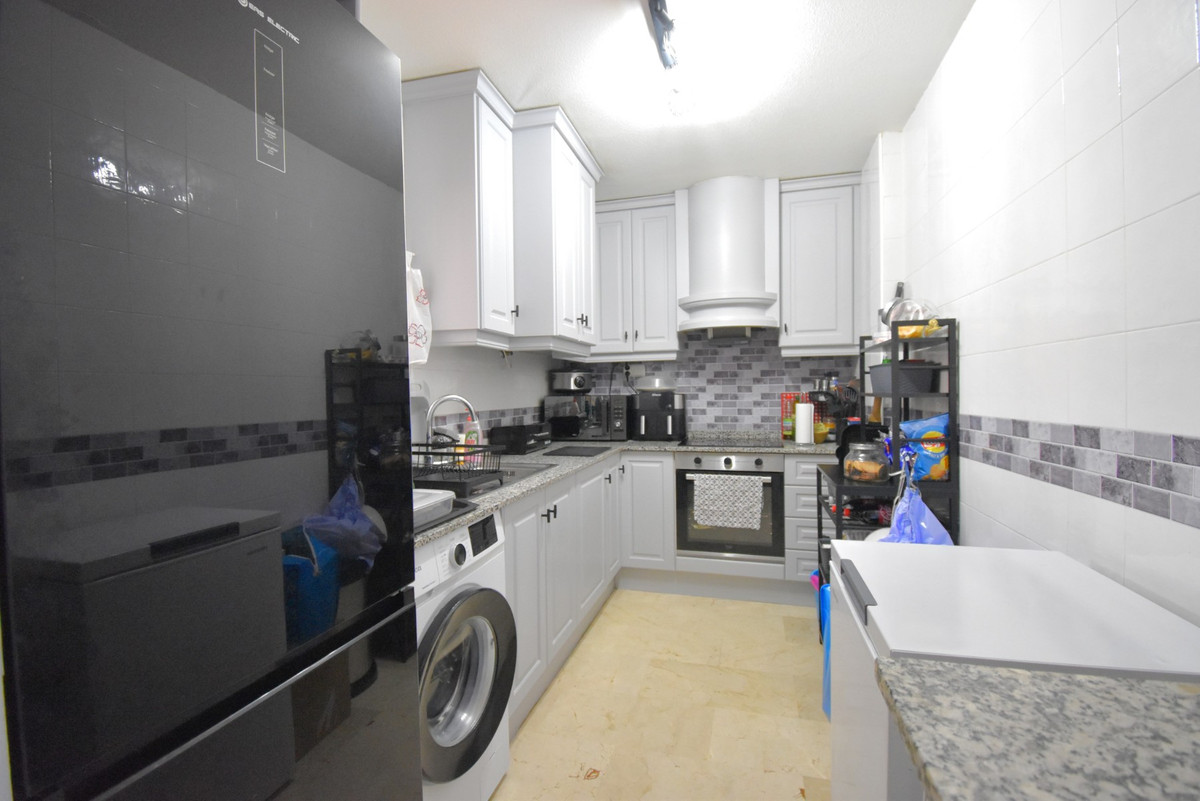 Se vende Apartamento Planta Media de 2 dormitorios en Costa Blanca, Alicante, España