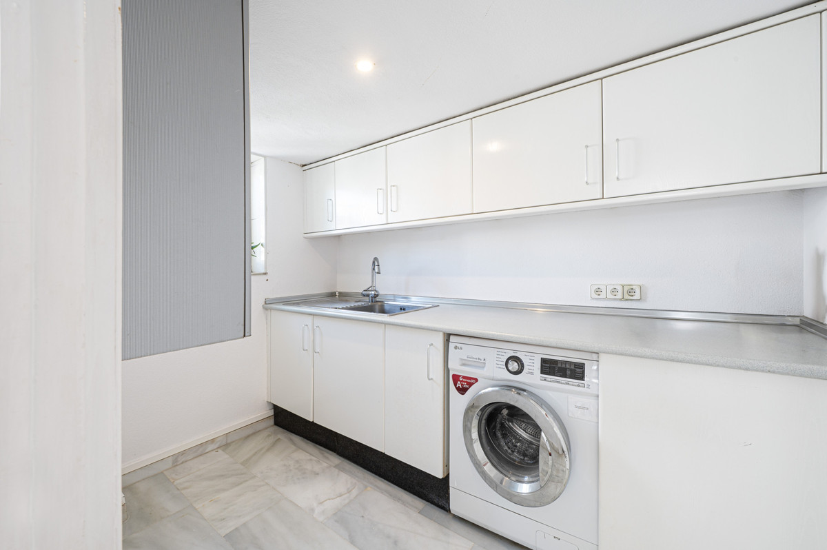 Se vende Pareada de 4 dormitorios en Costa Del Sol, Málaga, España