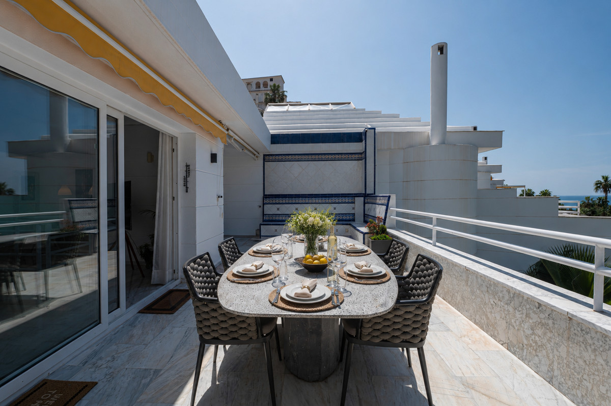 Se vende Pareada de 4 dormitorios en Costa Del Sol, Málaga, España
