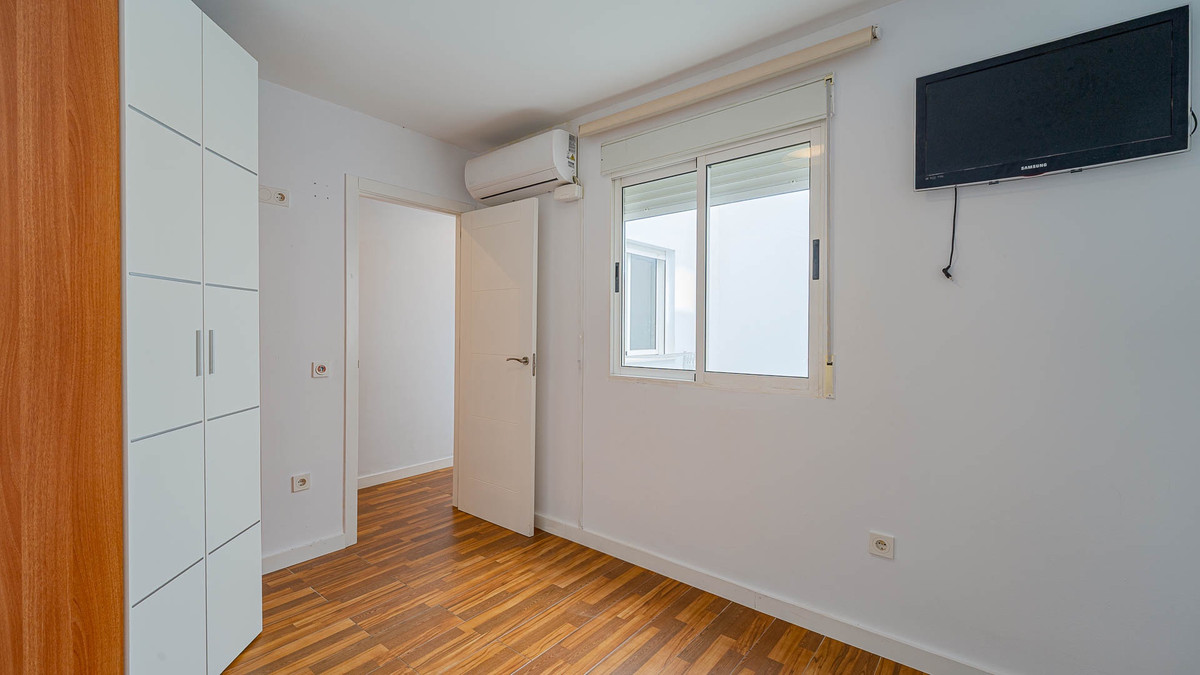 Se vende Apartamento Planta Media de 2 dormitorios en Costa Blanca, Alicante, España