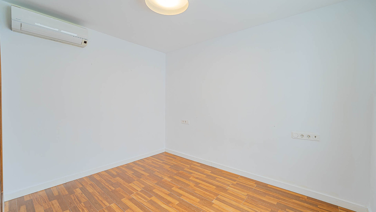 Se vende Apartamento Planta Media de 2 dormitorios en Costa Blanca, Alicante, España