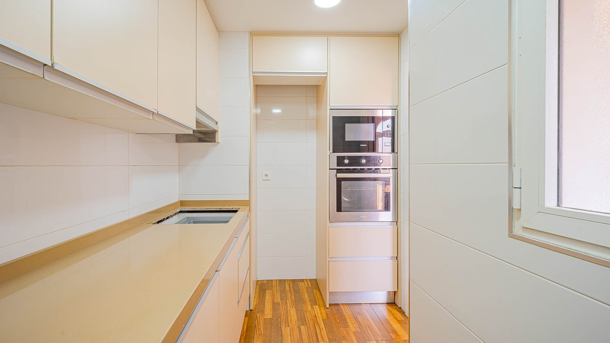 Se vende Apartamento Planta Media de 2 dormitorios en Costa Blanca, Alicante, España