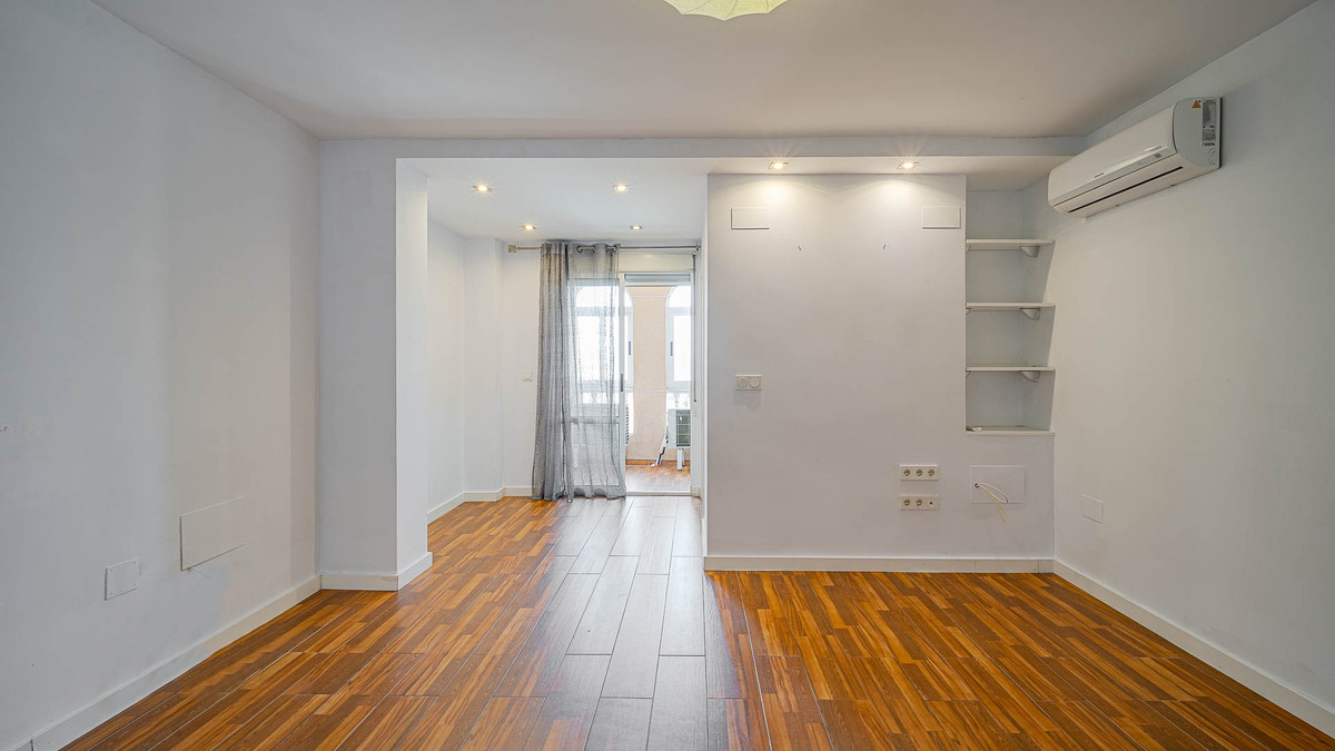 Se vende Apartamento Planta Media de 2 dormitorios en Costa Blanca, Alicante, España