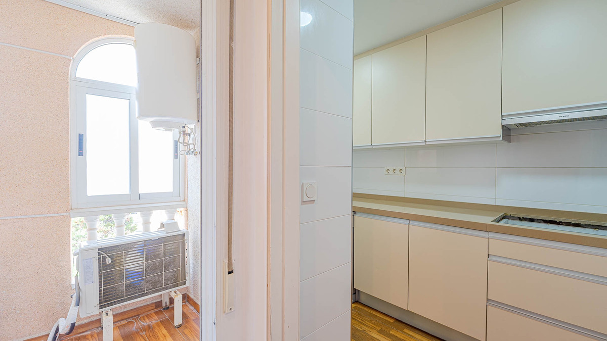 Se vende Apartamento Planta Media de 2 dormitorios en Costa Blanca, Alicante, España