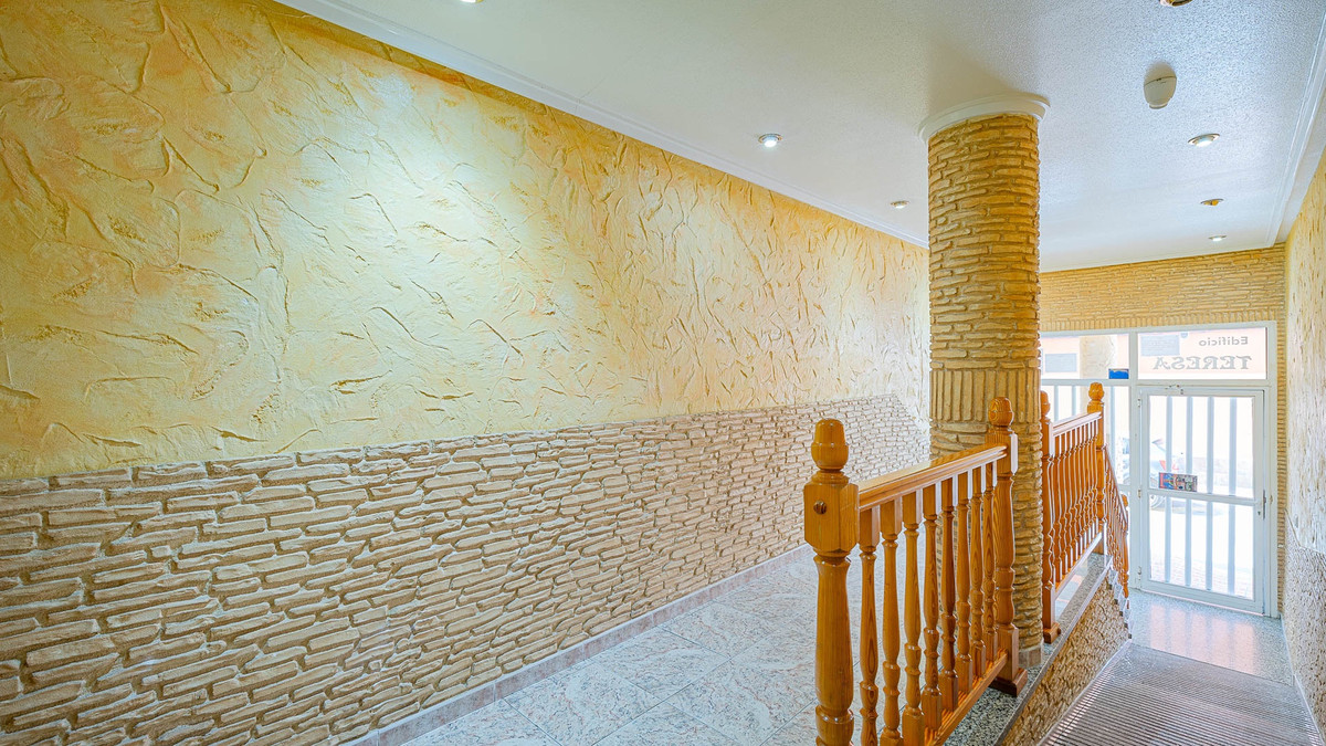 Se vende Apartamento Planta Media de 2 dormitorios en Costa Blanca, Alicante, España